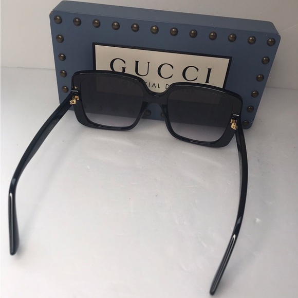 Authentic Gucci Grey Gradient Square Ladies Sunglasses GG0632S 001 - Picture 12 of 16